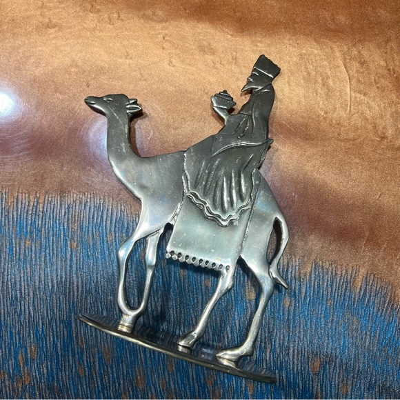 Vintage Brass Wiseman Nativity Figure Camel mcm - Picture 3 of 9